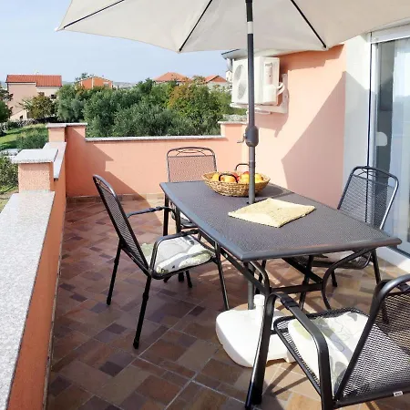 Apartment Tomislav - Srd454 Maslenica