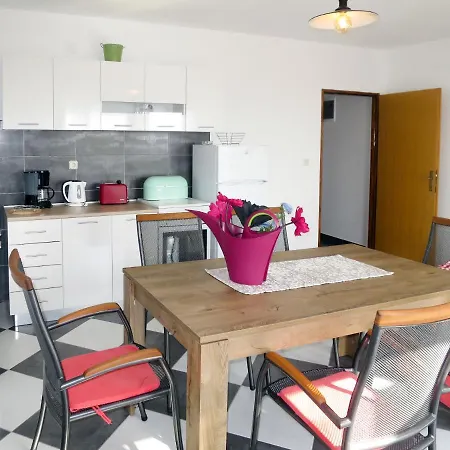 Apartment Tomislav - Srd454